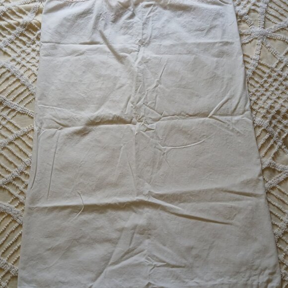 Vintage Hand Embroidered Pillowcase-Swan & Floral Design-Crocheted Fringe - Picture 3 of 6